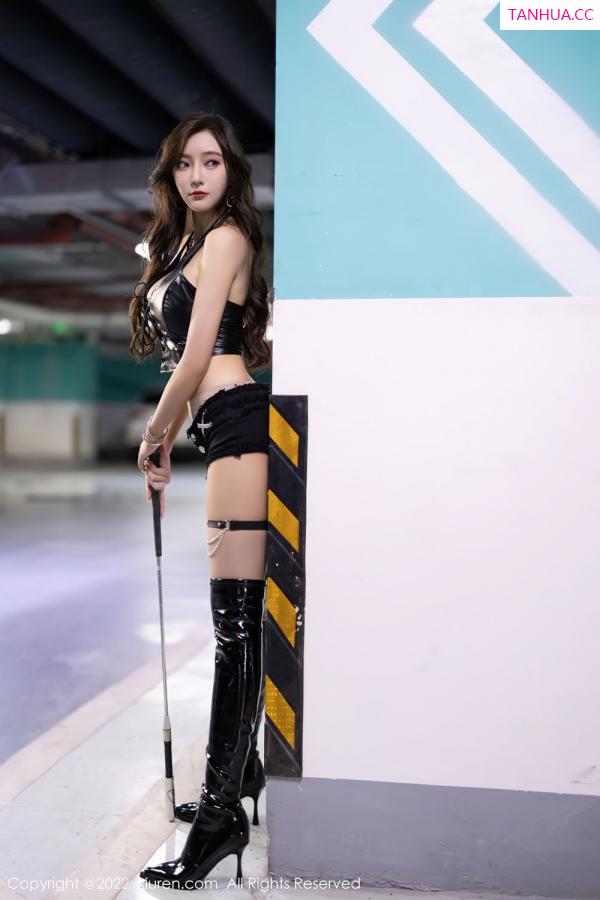 王馨瑶  [XiuRen]高清写真图 2022.08.25 No.5494 王馨瑶yanni第10张图片